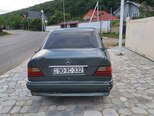 Mercedes 200 E-3