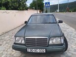 Mercedes 200 E-1