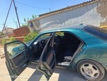 Mercedes E 240-2