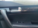 Kia Sorento-12
