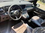 Mercedes V 220-9