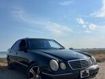 Mercedes E 320-1