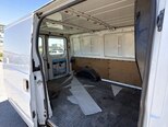 Ford Transit-13
