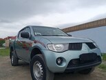 Mitsubishi L200-2