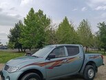 Mitsubishi L200-4