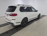 BMW X7-6