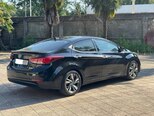 Hyundai Elantra-6