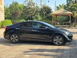 Hyundai Elantra-7