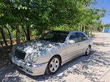 Mercedes E 240-5