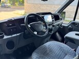 Ford Transit-9