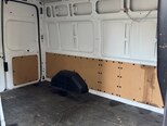 Ford Transit-16