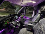 Ford Transit-13