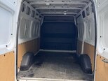 Ford Transit-17
