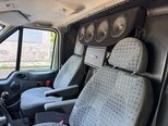 Ford Transit-8