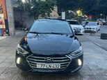 Hyundai Elantra-4