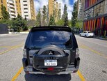 Mitsubishi Pajero-5