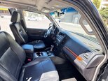 Mitsubishi Pajero-7