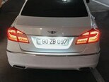 Hyundai Genesis-12