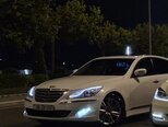 Hyundai Genesis-11