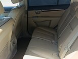 Hyundai Santa Fe-12