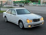 Mercedes E 240-5