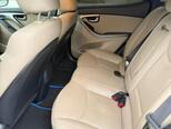 Hyundai Elantra-9