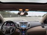 Hyundai Elantra-11