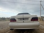 Mercedes E 240-2