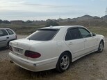 Mercedes E 240-8