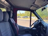 Ford Transit-8