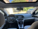 Hyundai Elantra-9