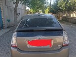 Toyota Prius-2