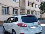 Hyundai Santa Fe-6