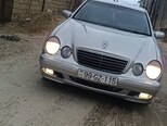 Mercedes E 200-4