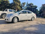 Nissan Sunny-7