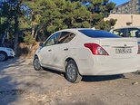 Nissan Sunny-6