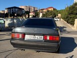 Mercedes 190-4