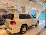 Toyota Land Cruiser-6