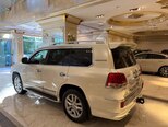 Toyota Land Cruiser-7