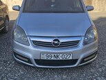 Opel Zafira-1