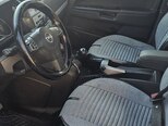 Opel Zafira-8