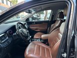 Kia Sorento-5
