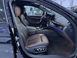 BMW 530e-12