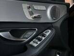 Mercedes C 300-9