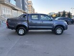 Toyota Hilux-11
