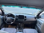Toyota Hilux-16