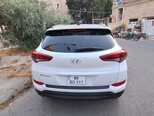 Hyundai Tucson-12