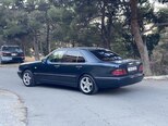 Mercedes E 240-7