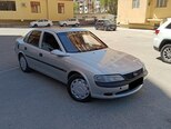 Opel Vectra-5