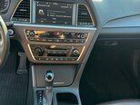 Hyundai Sonata-15